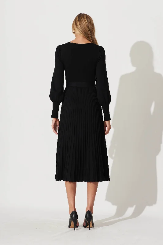 Albi Midi Knit Dress In Black Cotton Blend