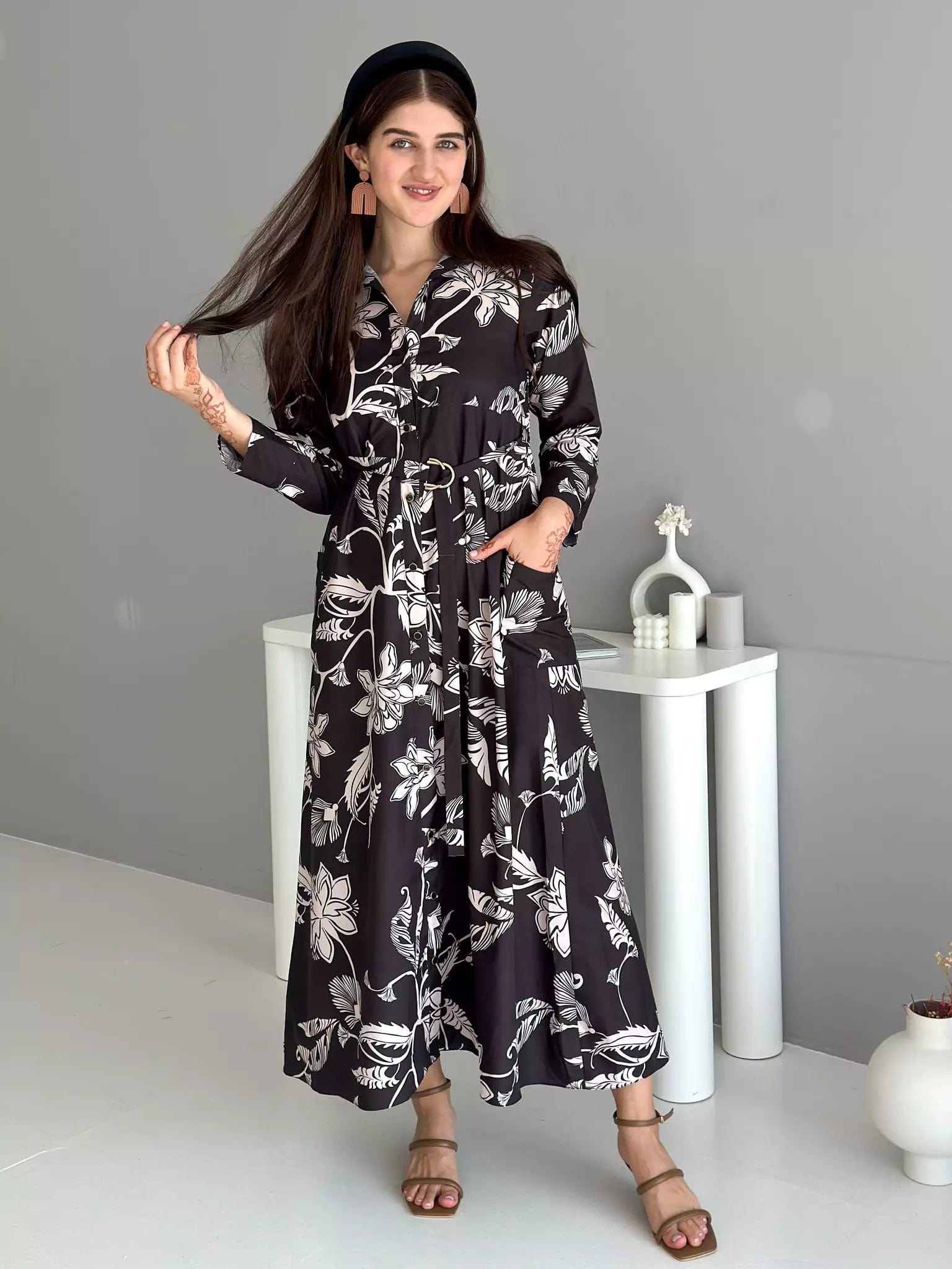 Leona Black Printed Long Dress With Pockets & Belt