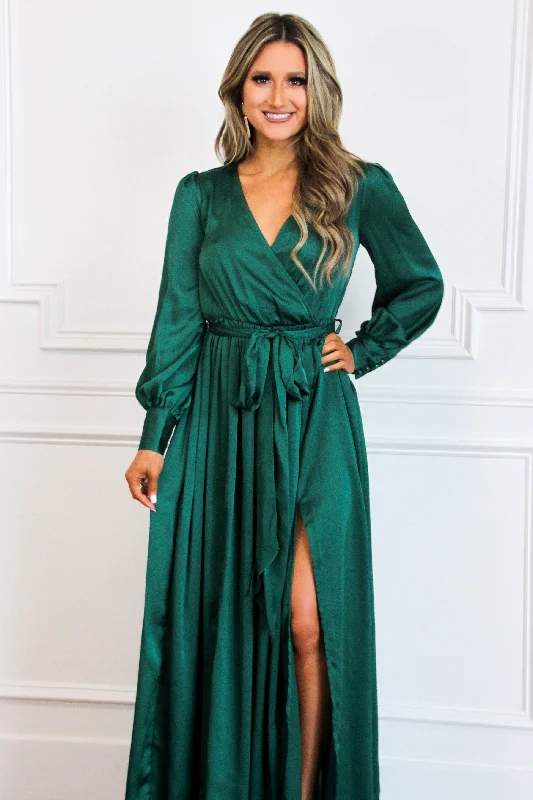 Winter Beauty Maxi Dress: Hunter Green