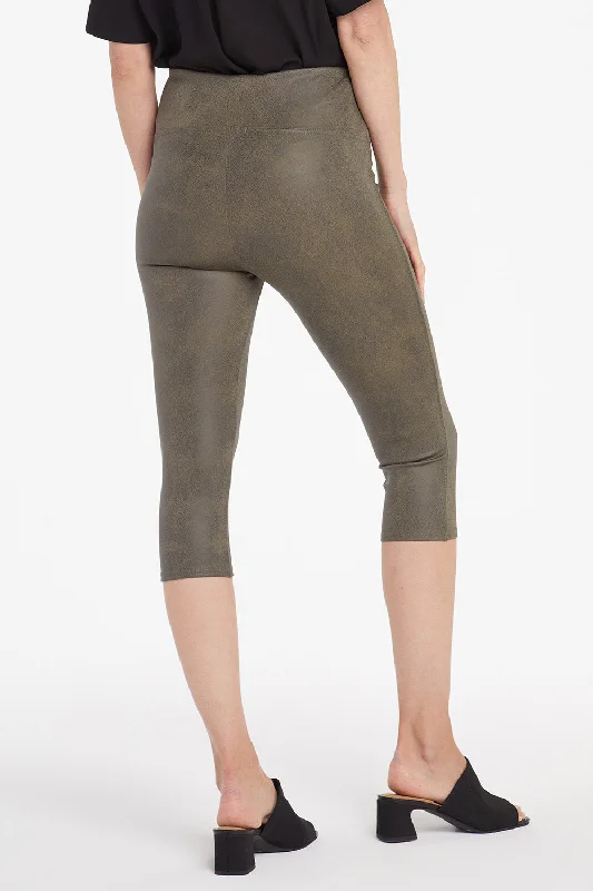 Pull-on Skinny Legging Capri Pants - Moss