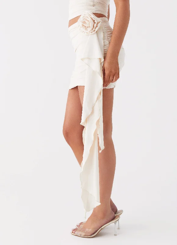 Serenity Rose Mini Skirt - Ivory